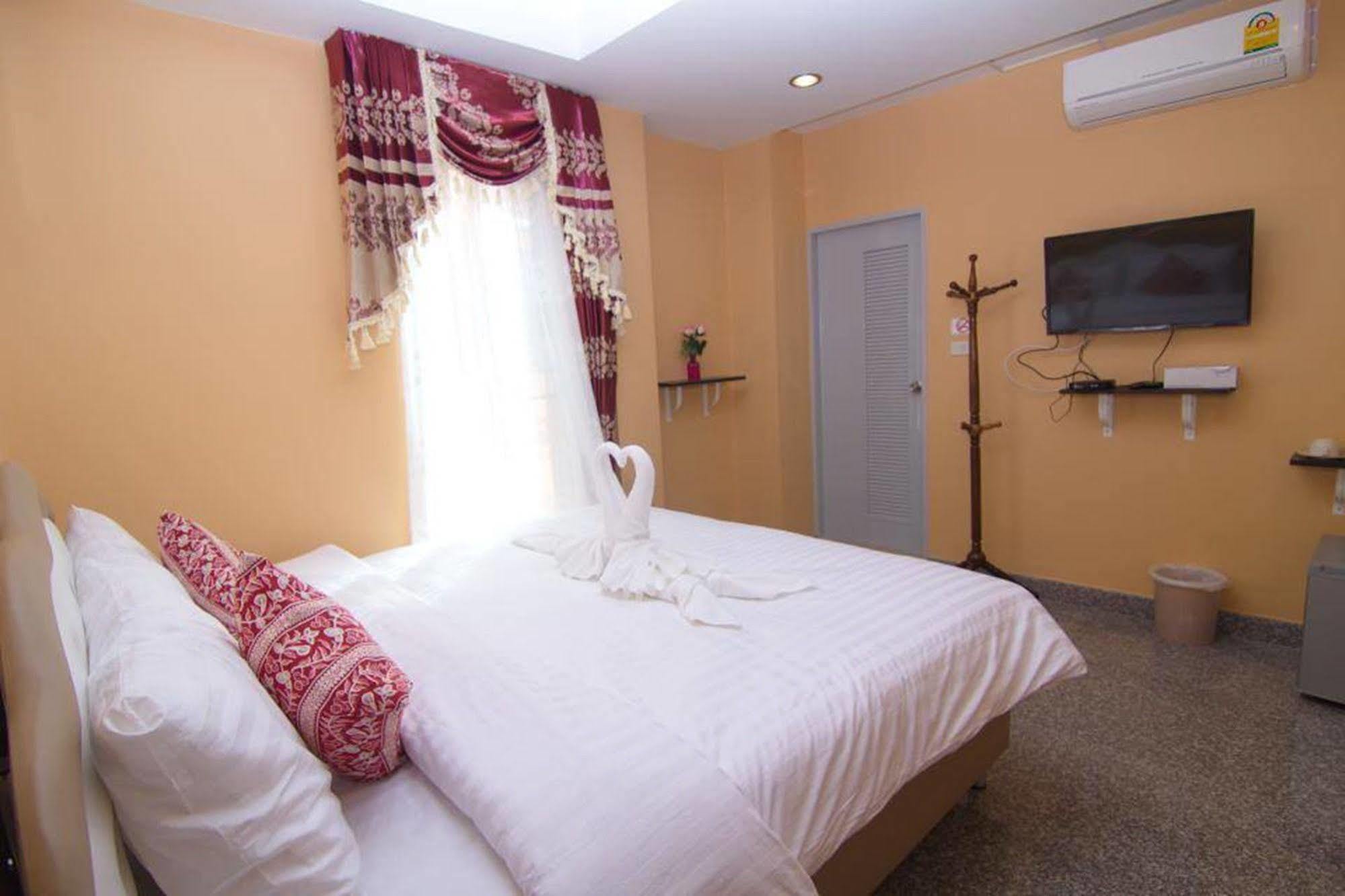 צ'יאנג מאי Chowdhury Boutique House מראה חיצוני תמונה