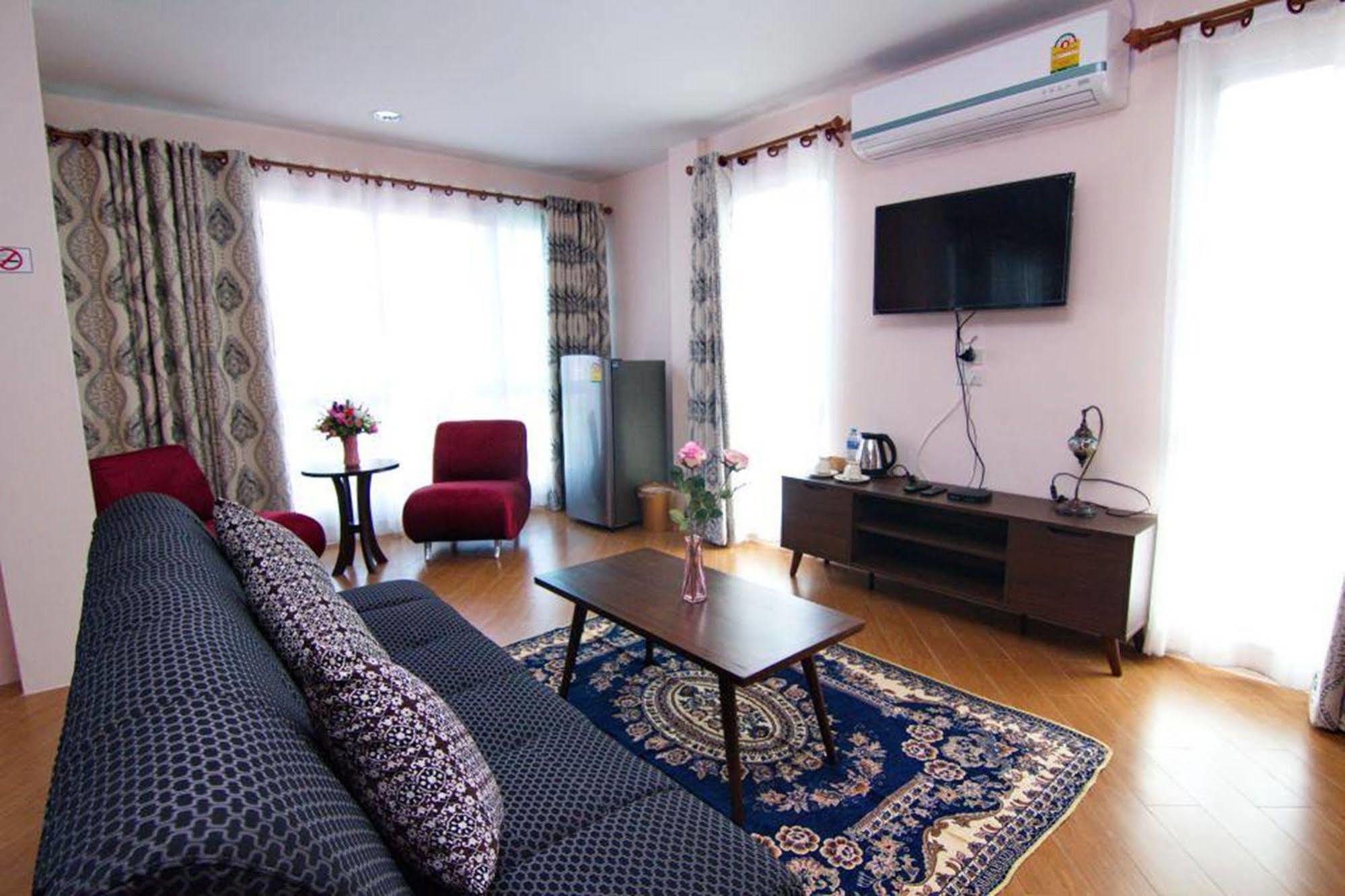 צ'יאנג מאי Chowdhury Boutique House מראה חיצוני תמונה